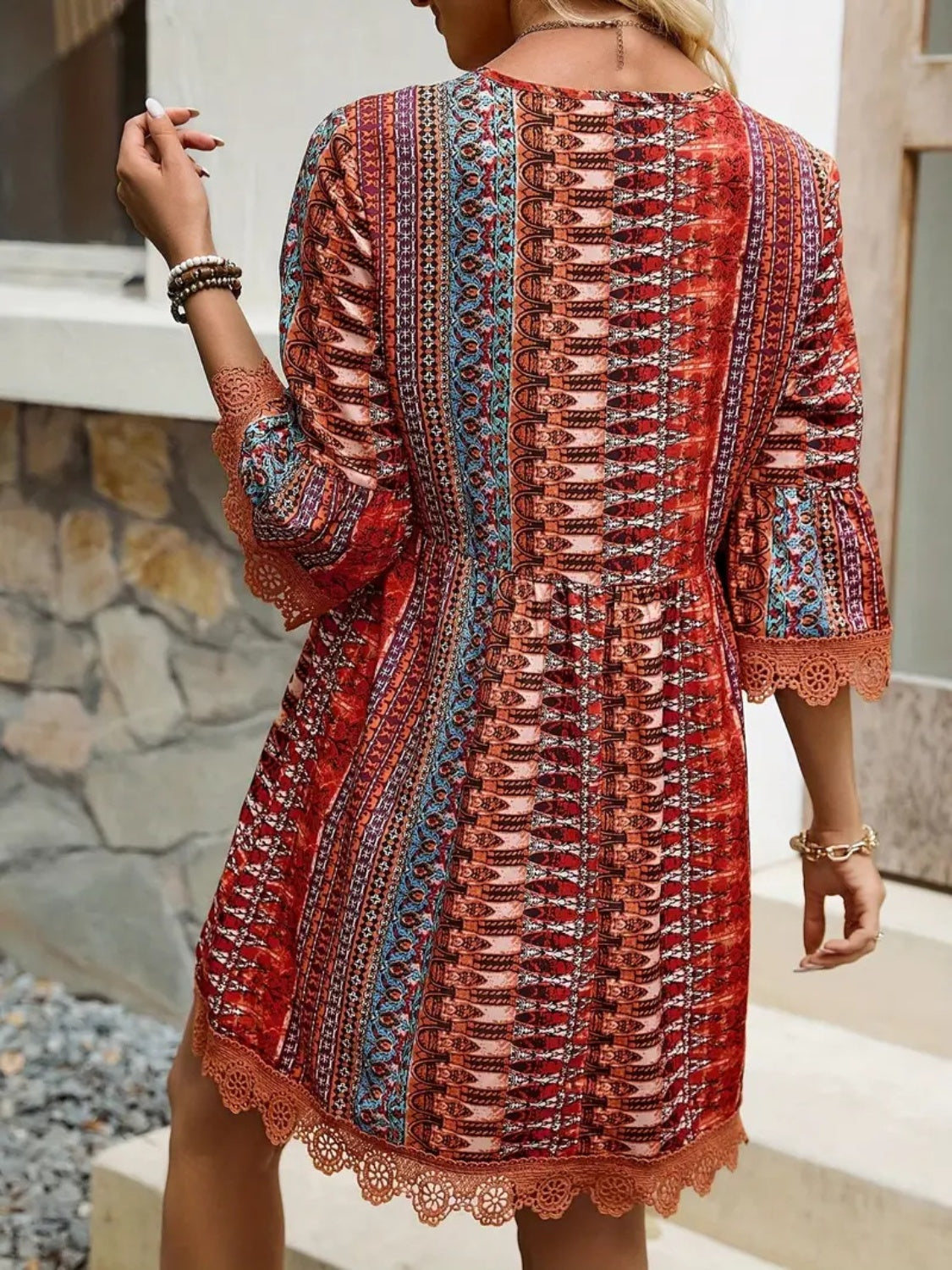 Lace Trim Printed V-Neck 3/4 Sleeve Dress.
