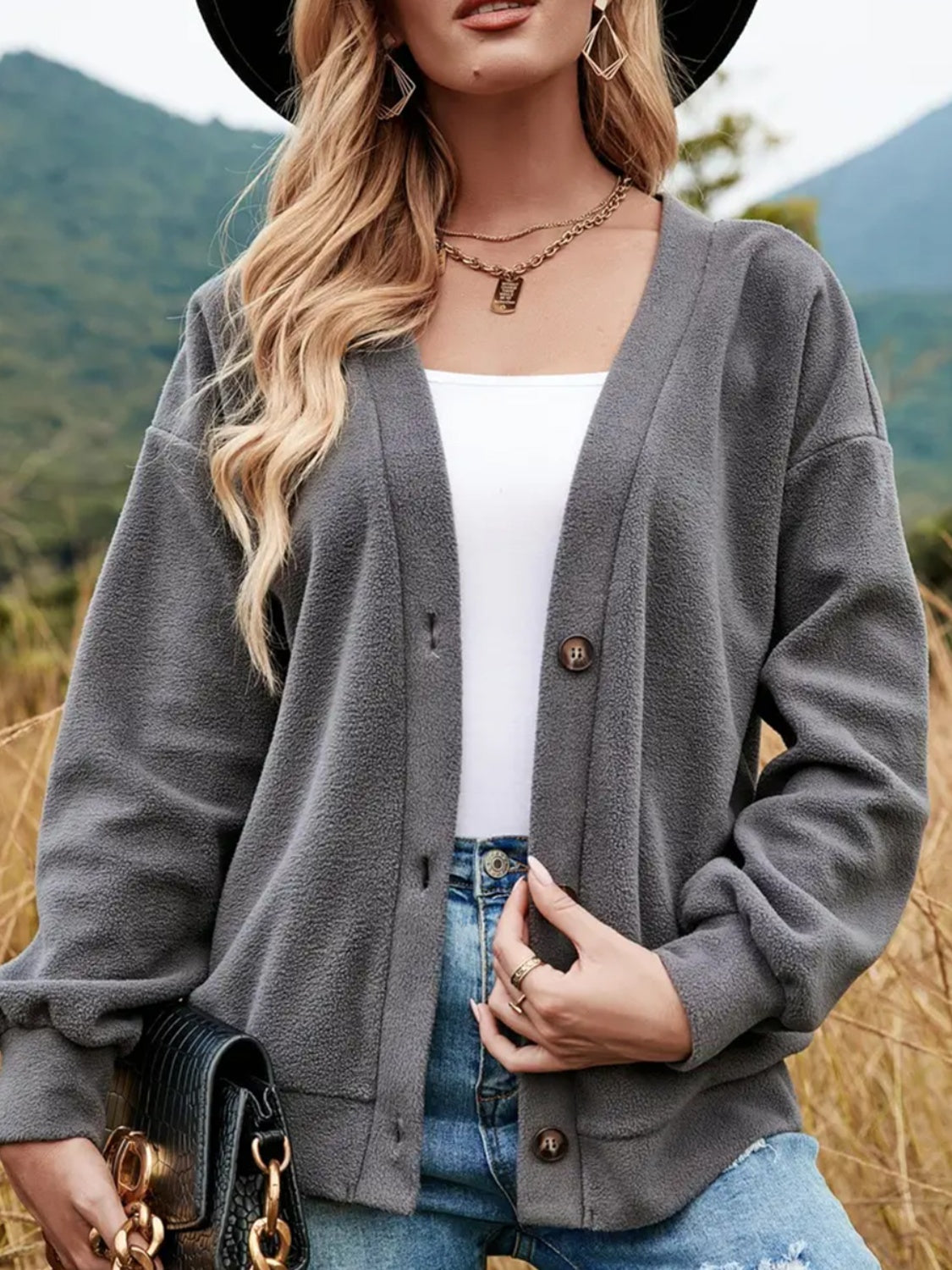3-Button V-Neck Dropped Shoulder Jacket.