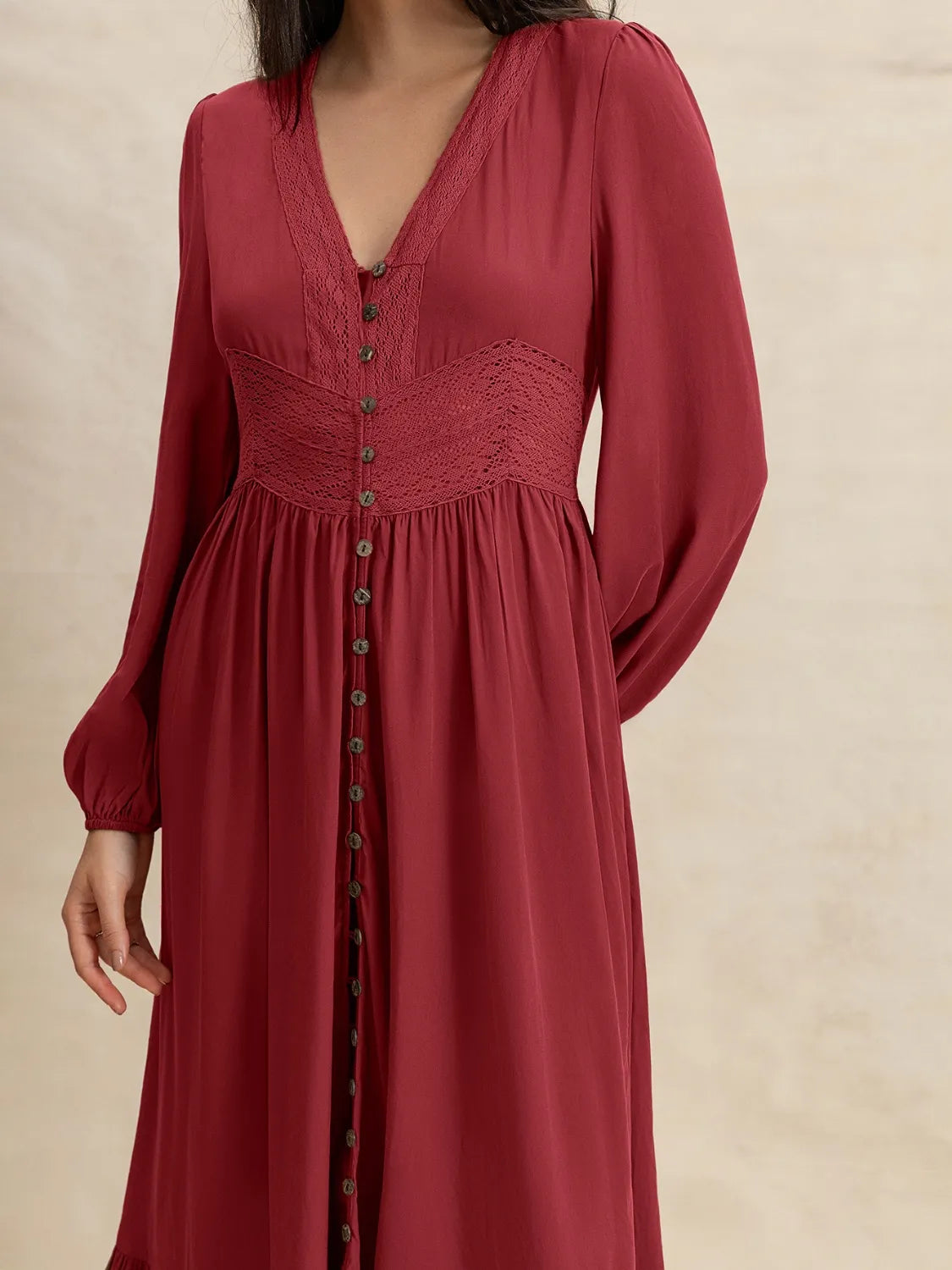 V-Neck Balloon Sleeve Ruffled Hem Maxi Dress.