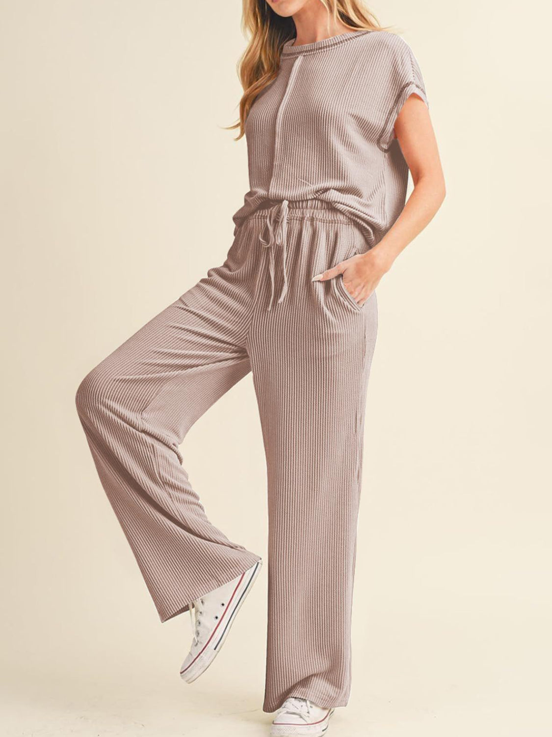 Contemporary Ribbed Exposed Seam Top and Pants Set - Effortless Chic.