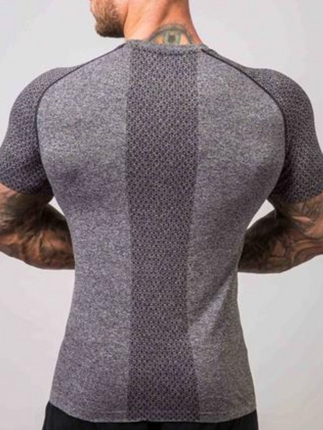 Men's Active Round Neck Short Sleeve T-Shirt.