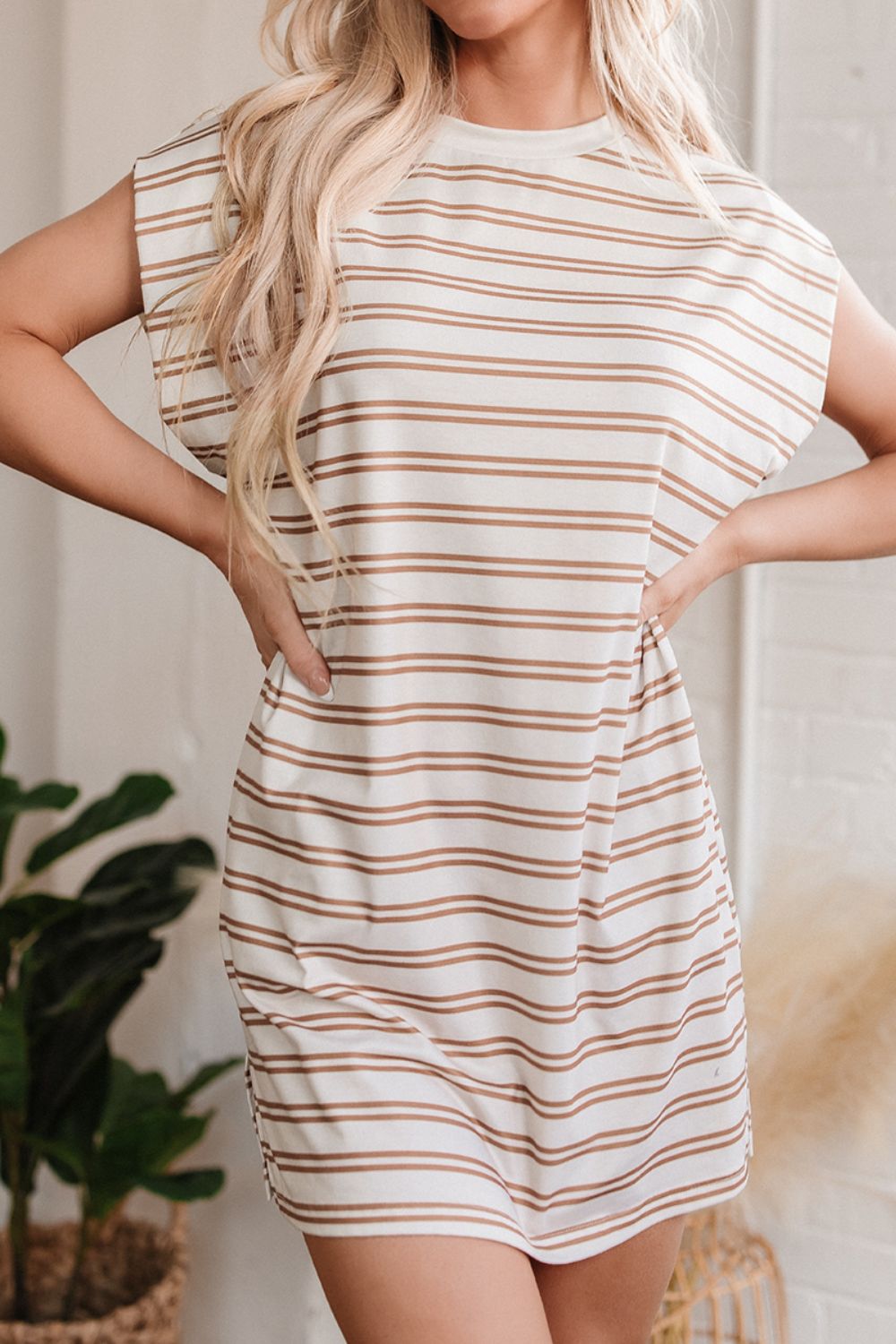 Stripe Round Neck Sleeveless Pocketed Mini Dress.