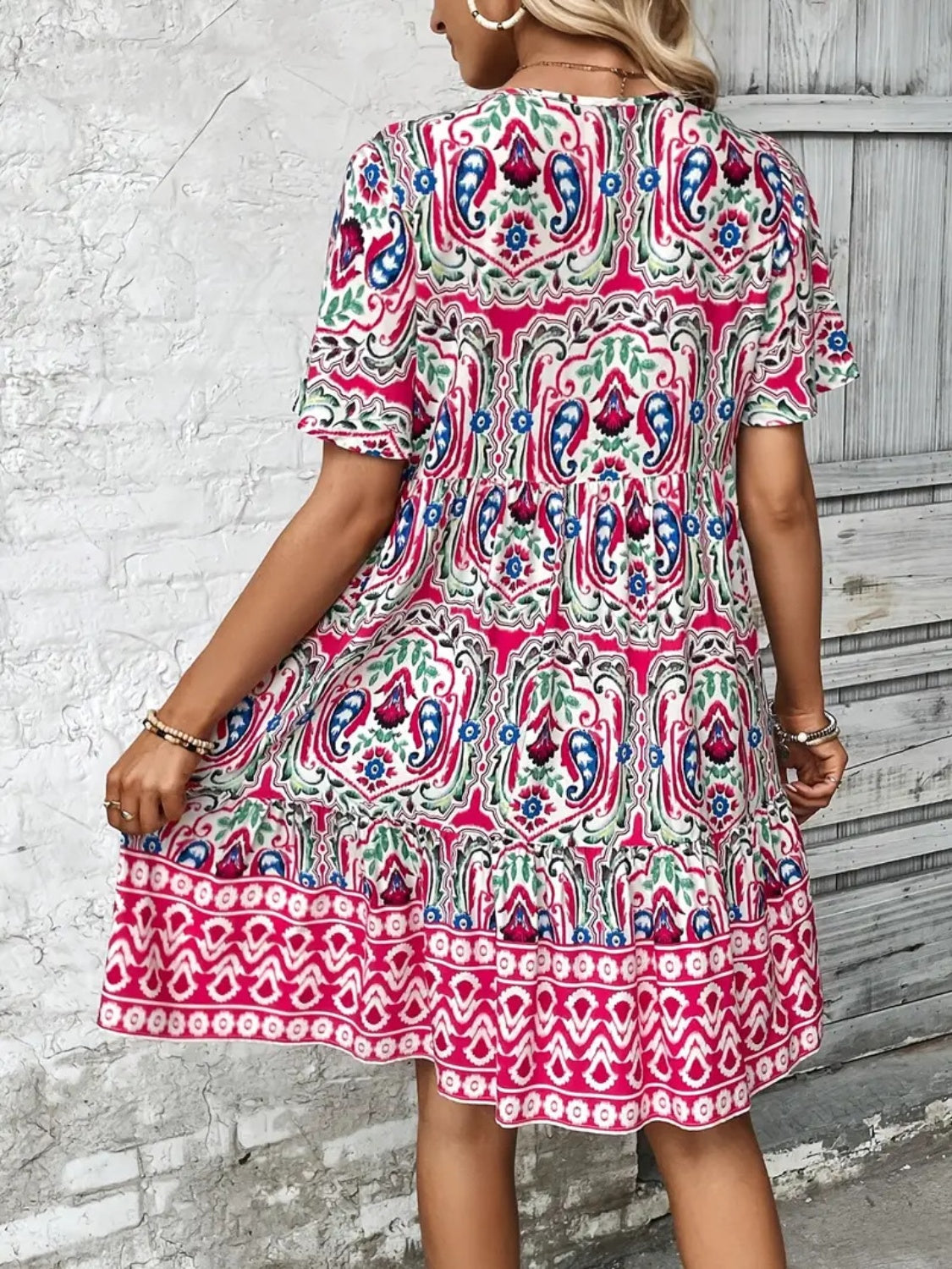 Printed Tie Neck Short Sleeve Dress.