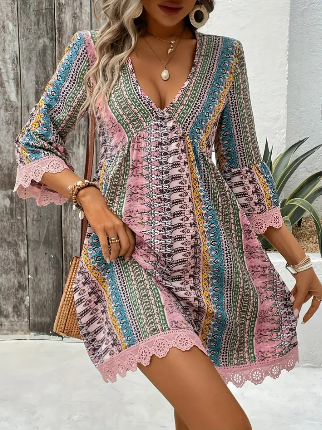 Lace Trim Printed V-Neck 3/4 Sleeve Dress.