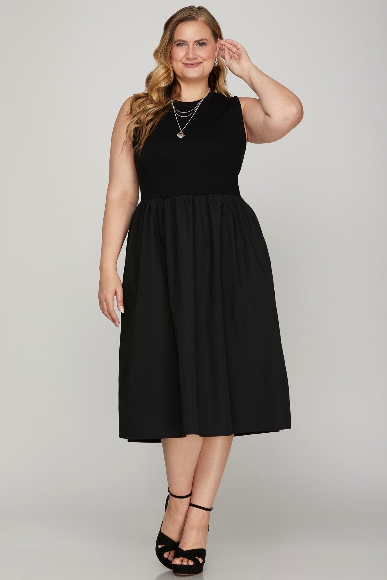 She + Sky Full Size Sleeveless Poplin Woven Midi Dress with Pockets Plus Size.