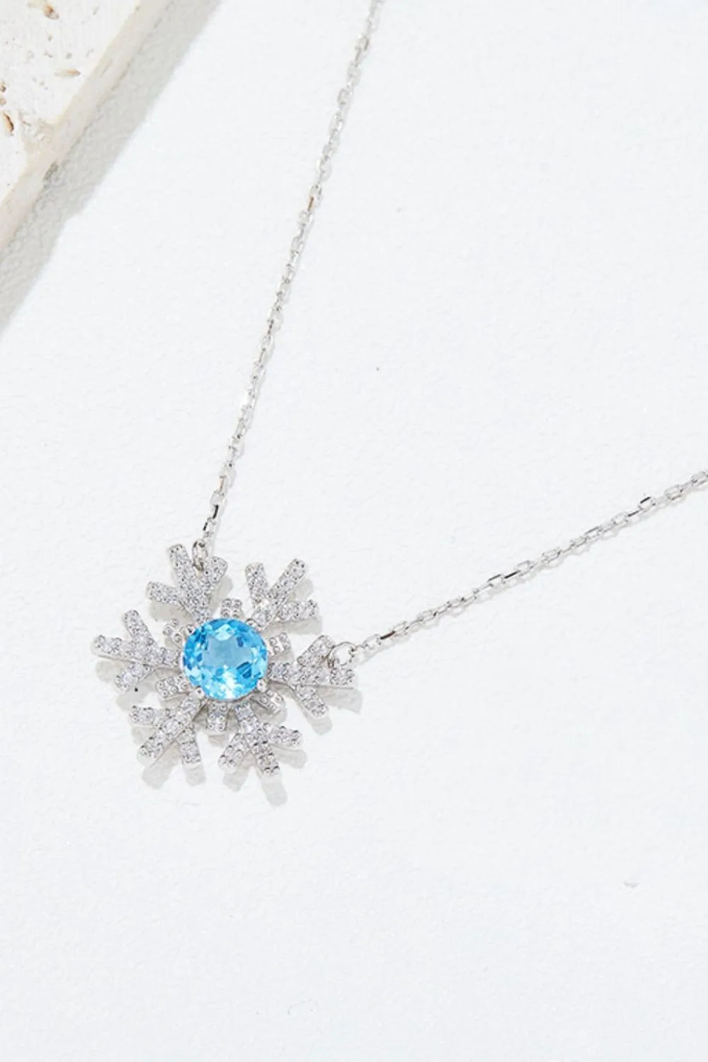 925 Sterling Silver Topaz Snowflake Shape Necklace.
