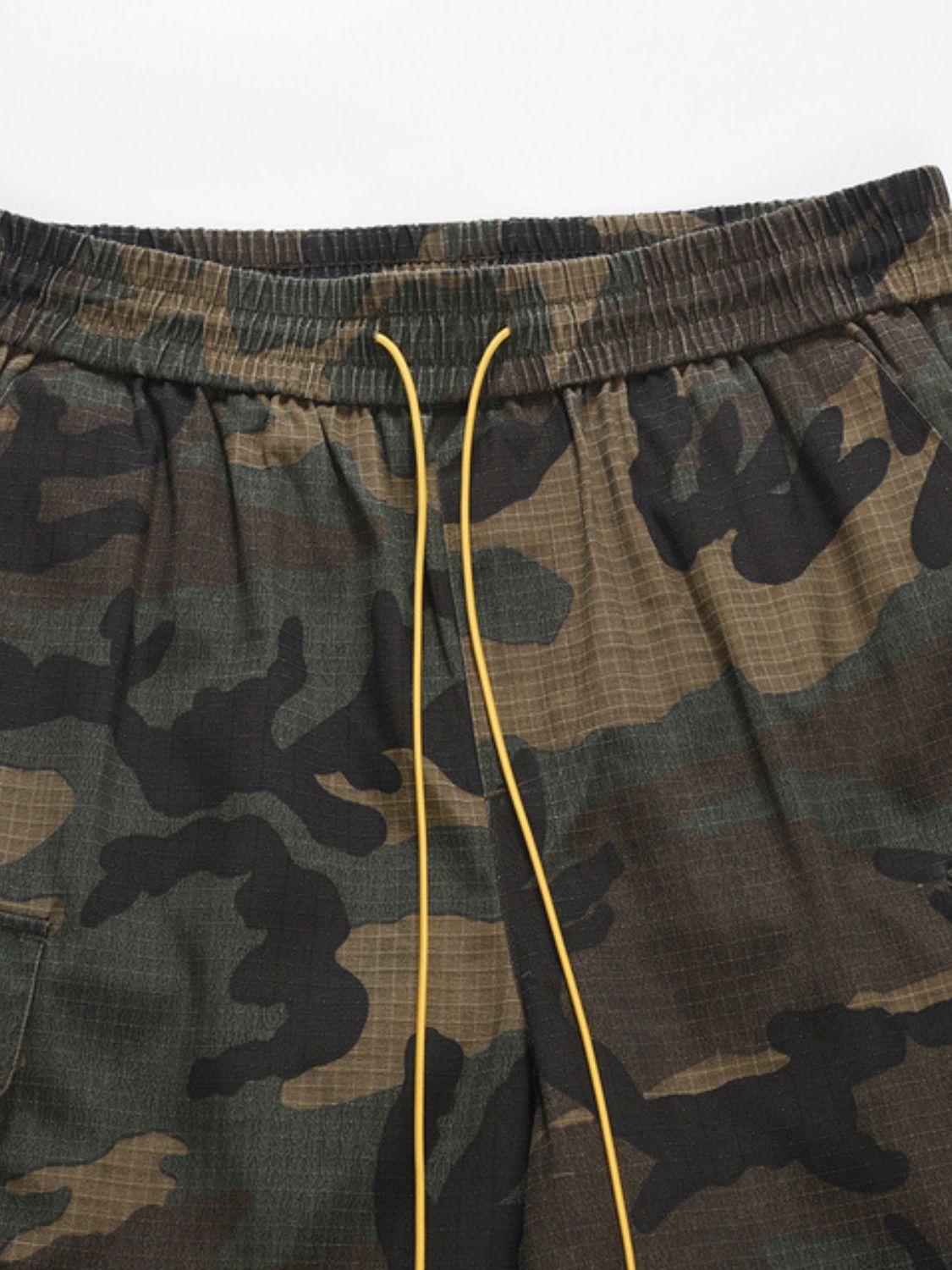 Men's Tactical Drawstring Camouflage Shorts - Outdoor Style.