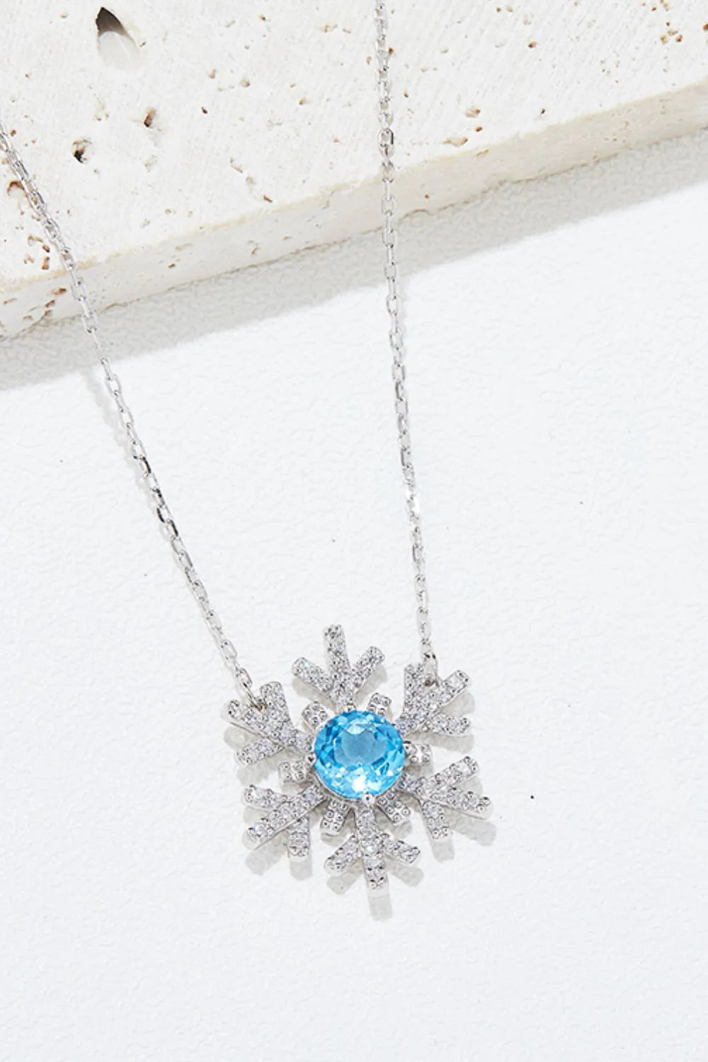 925 Sterling Silver Topaz Snowflake Shape Necklace.
