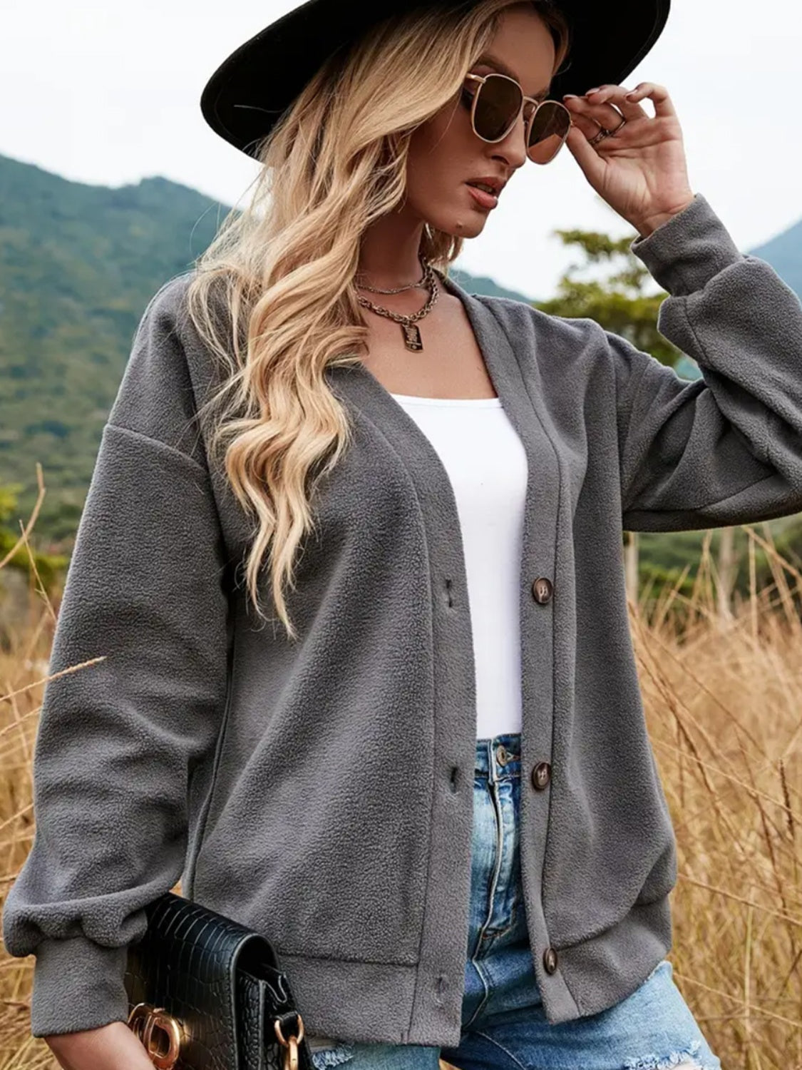 3-Button V-Neck Dropped Shoulder Jacket.