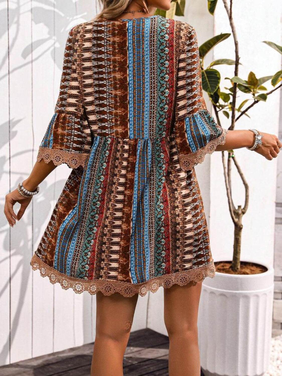 Lace Trim Printed V-Neck 3/4 Sleeve Dress.