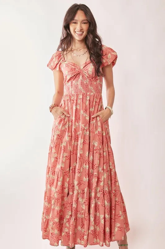 Davi & Dani Lightweight Sweetheart Neck Textured Tiered Maxi Dress.
