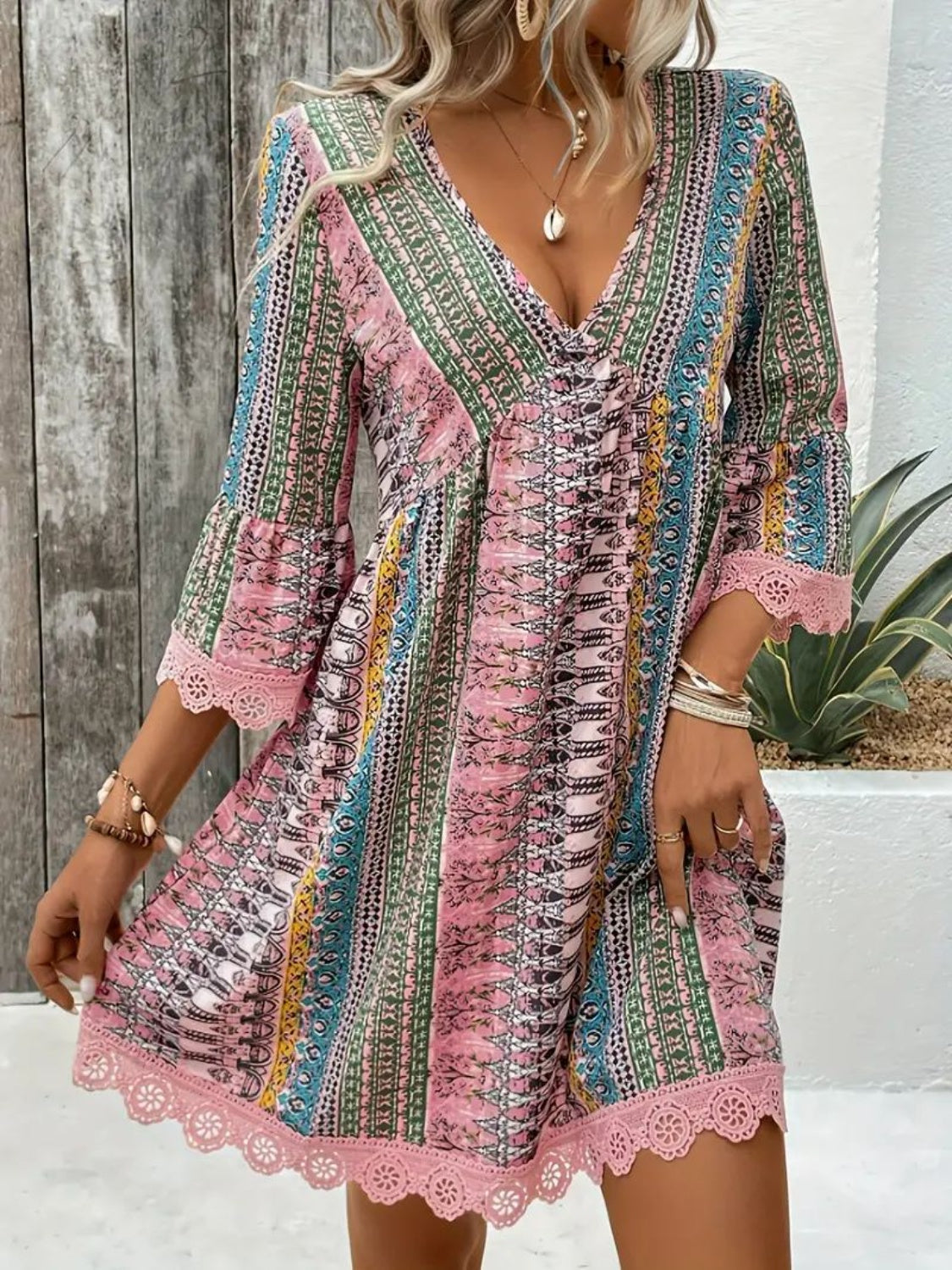 Lace Trim Printed V-Neck 3/4 Sleeve Dress.