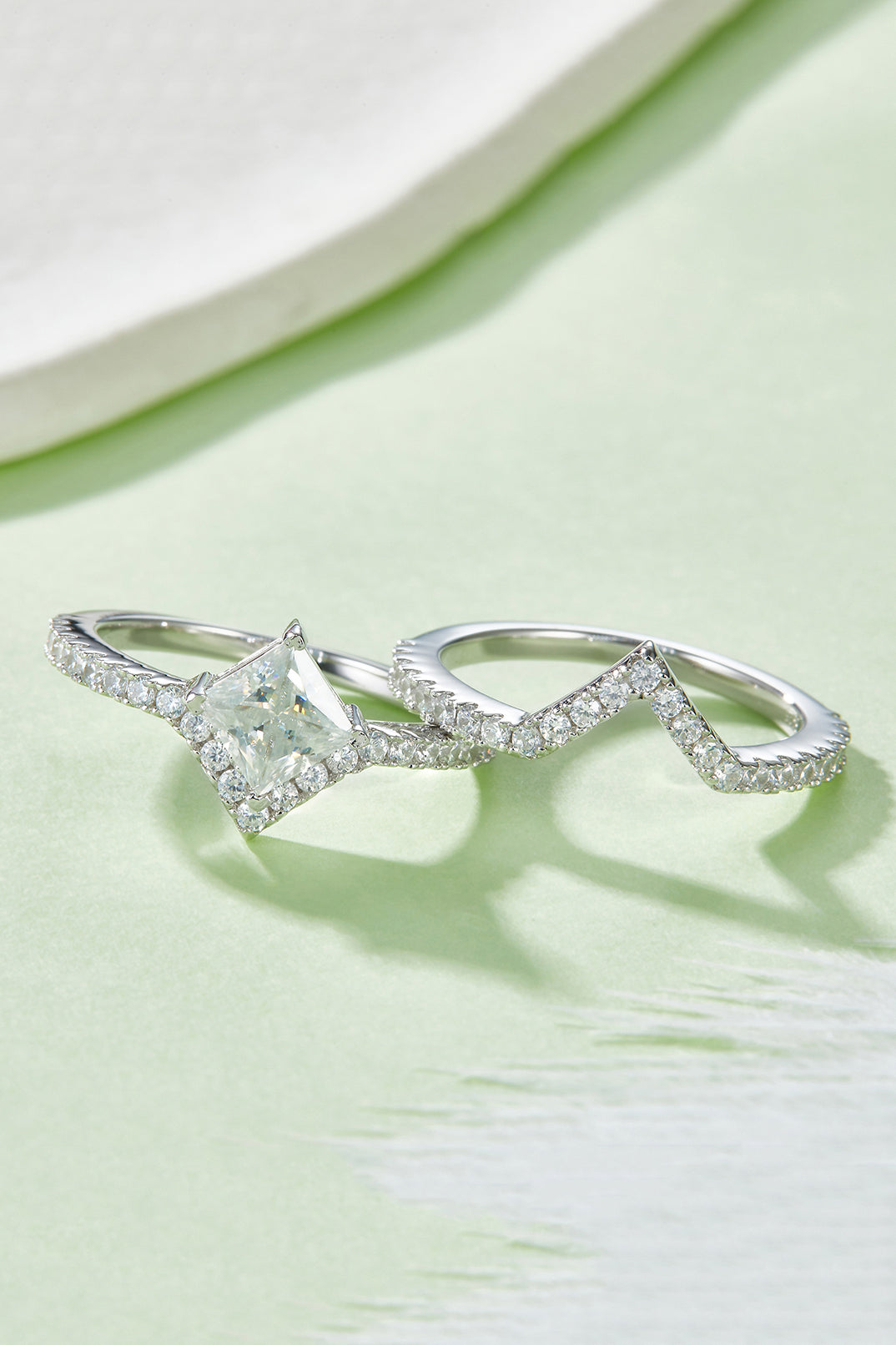 Luxury Moissanite 925 Sterling Silver Double Layered Ring.