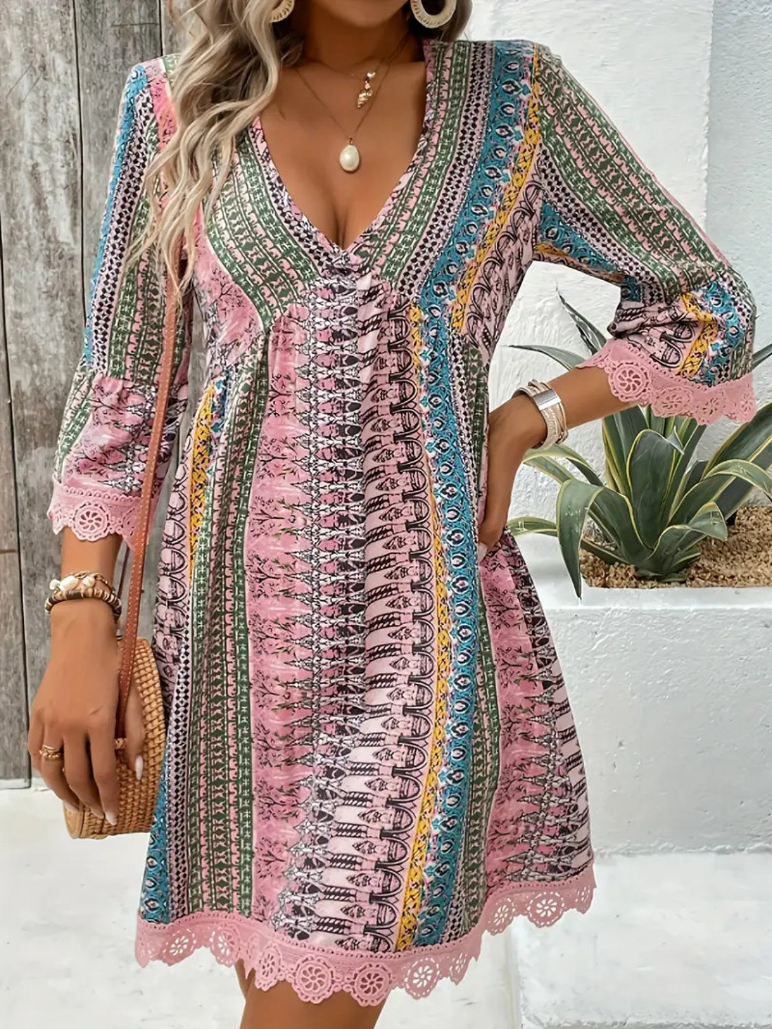Lace Trim Printed V-Neck 3/4 Sleeve Dress.