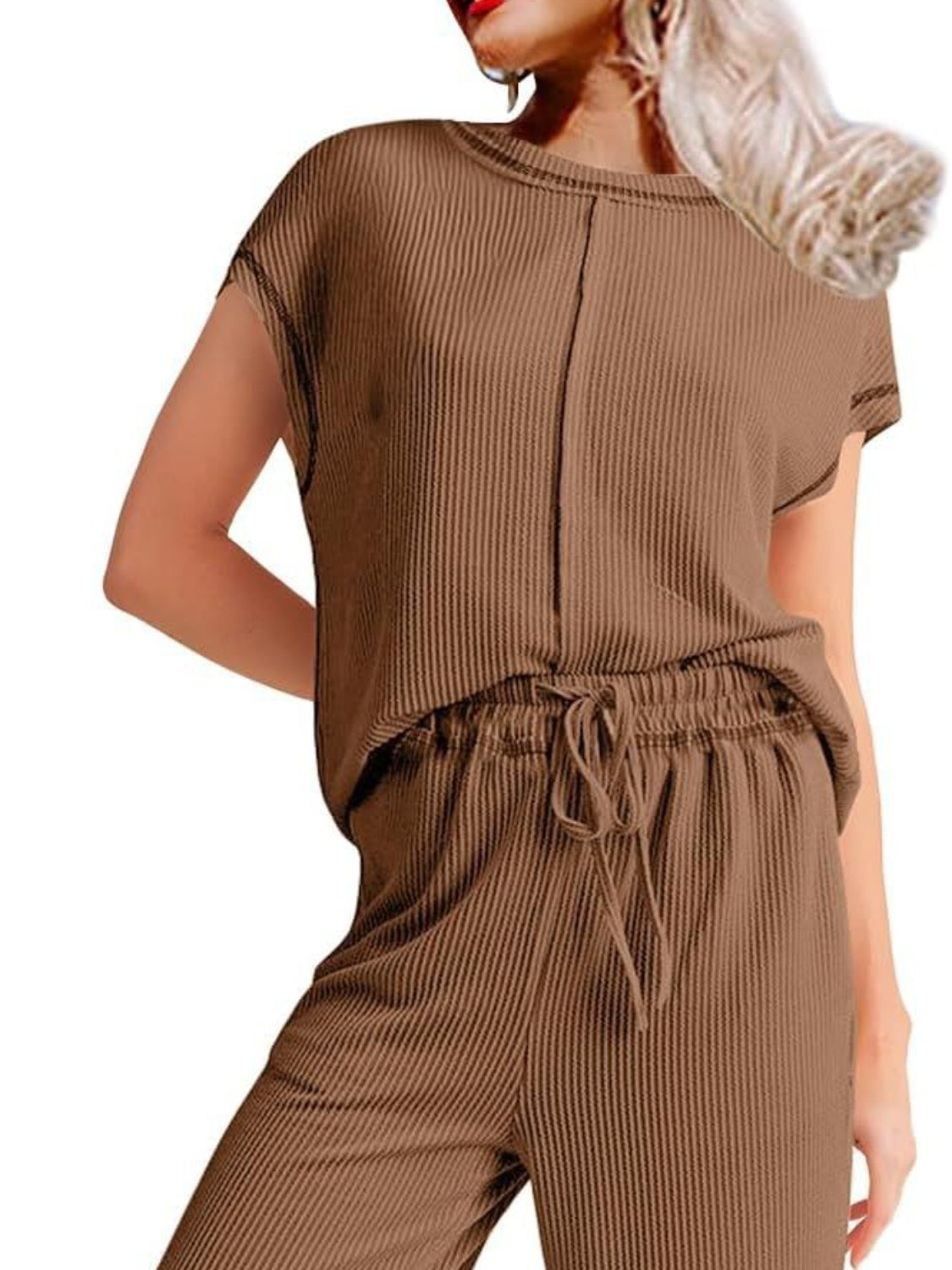 Contemporary Ribbed Exposed Seam Top and Pants Set - Effortless Chic.